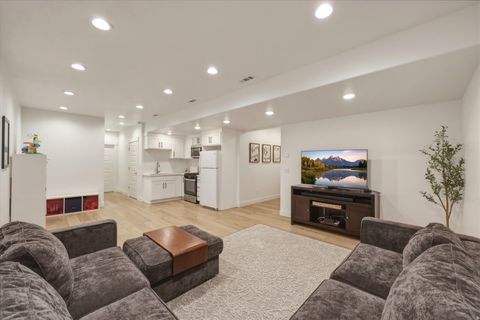 Tiny photo for 13334 S HENNING CIR, Herriman, UT 84096 (MLS # 2159502)