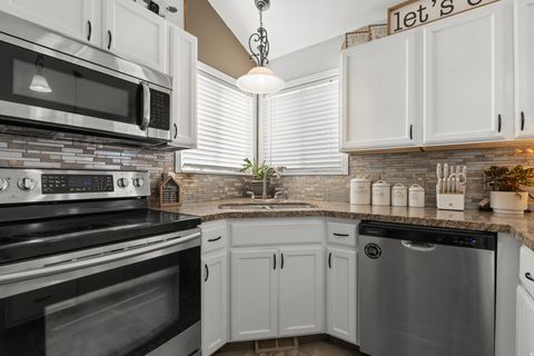 Tiny photo for 5762 S TROWBRIDGE WAY W, Salt Lake City, UT 84118 (MLS # 2142439)