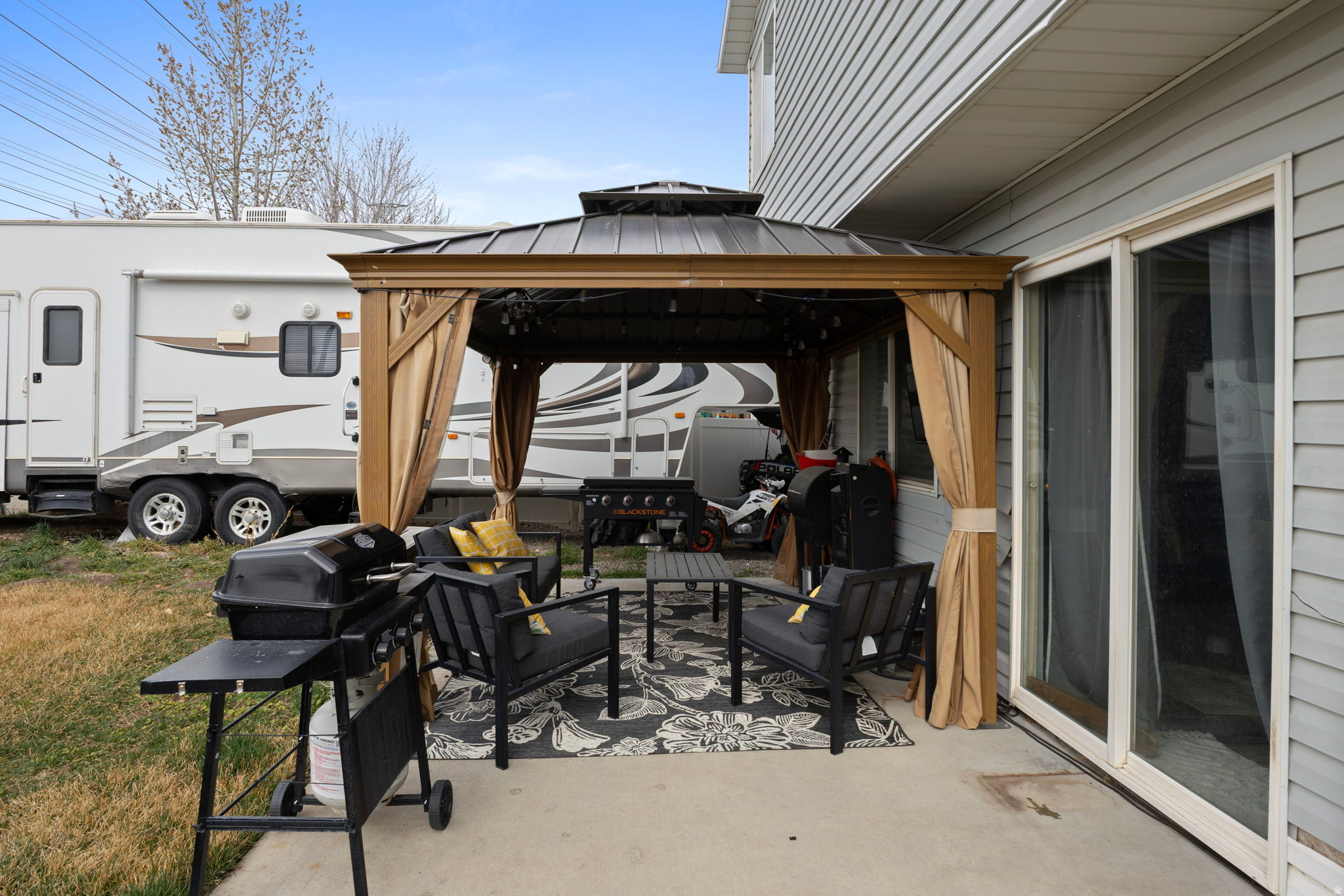 SUNCREST - Residential