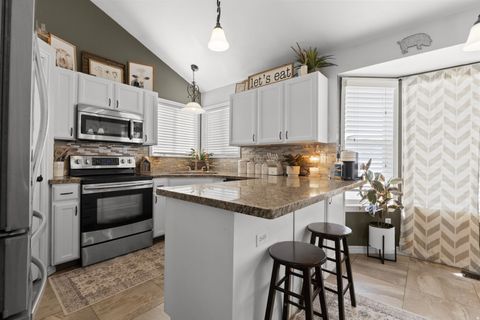 Tiny photo for 5762 S TROWBRIDGE WAY W, Salt Lake City, UT 84118 (MLS # 2142439)