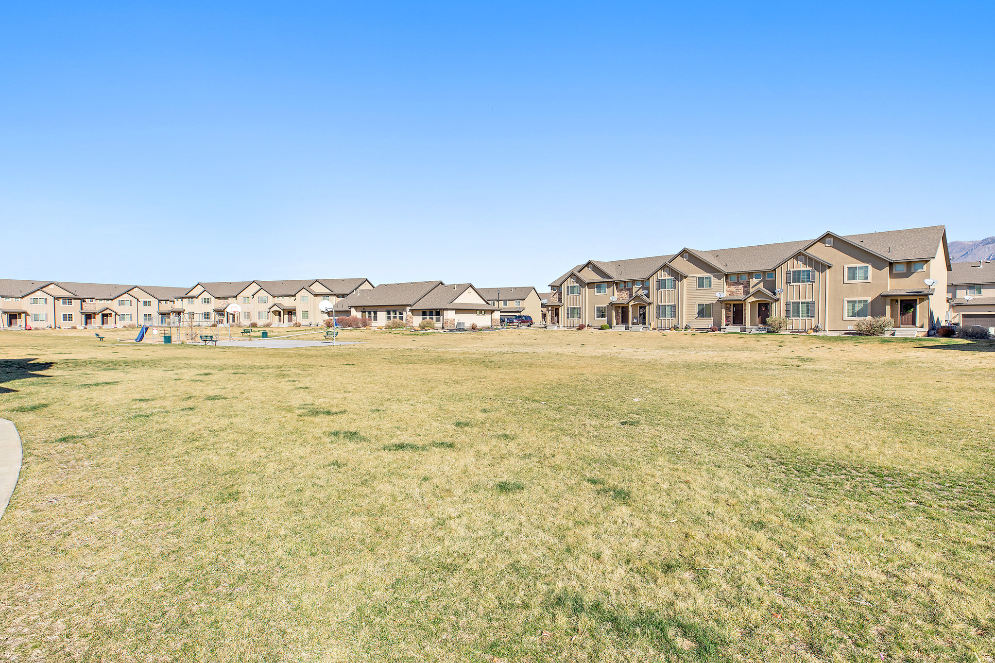 MAPLE MOUNTAIN - Residential