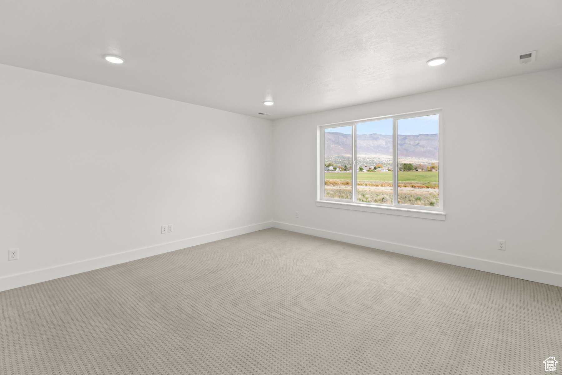 HART ESTATES - Residential