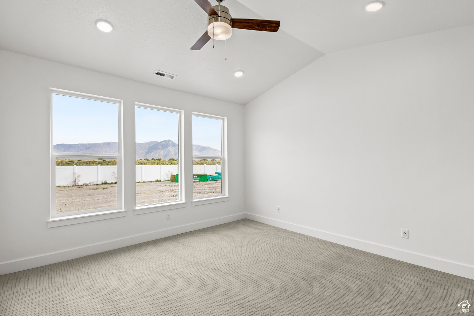 HART ESTATES - Residential