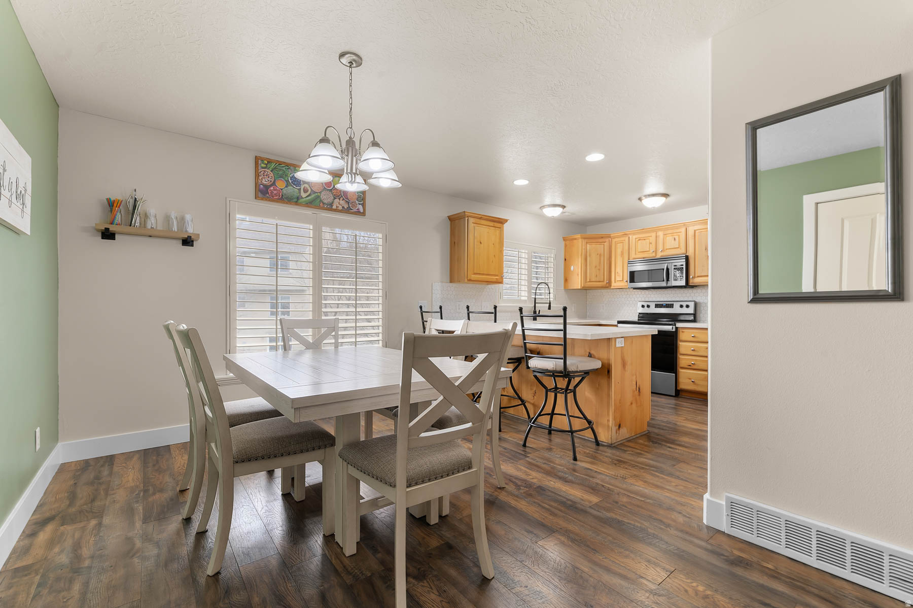 COOPERS HOLLOW - Residential