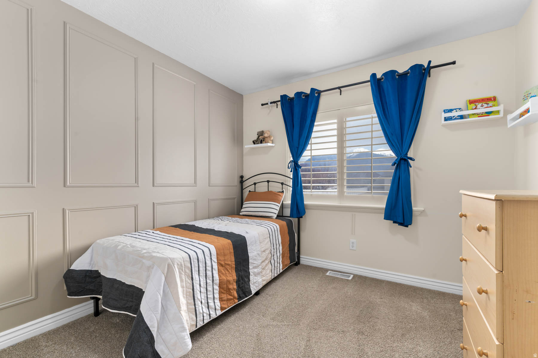 COOPERS HOLLOW - Residential