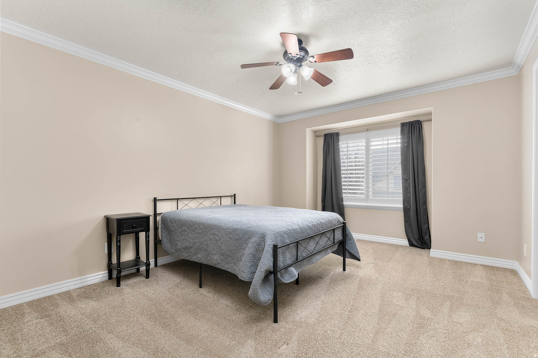 COOPERS HOLLOW - Residential