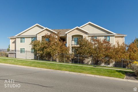 Tiny photo for 182 W SPRINGVIEW DR, Saratoga Springs, UT 84045 (MLS # 2119780)