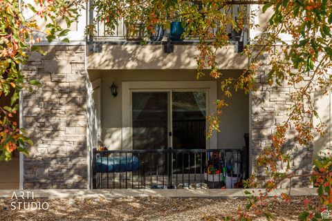 Tiny photo for 182 W SPRINGVIEW DR, Saratoga Springs, UT 84045 (MLS # 2119780)