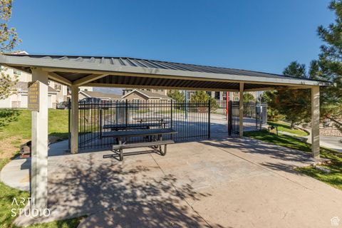 Tiny photo for 182 W SPRINGVIEW DR, Saratoga Springs, UT 84045 (MLS # 2119780)