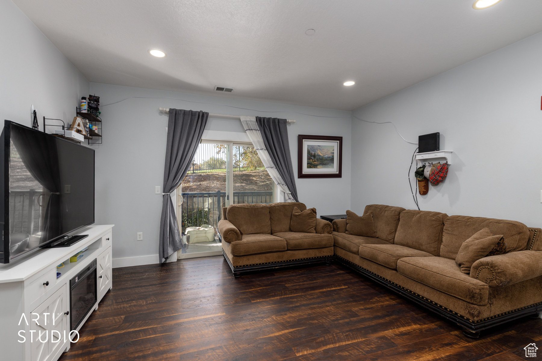 THE SPRINGS AT HARVEST HILLS - Residential