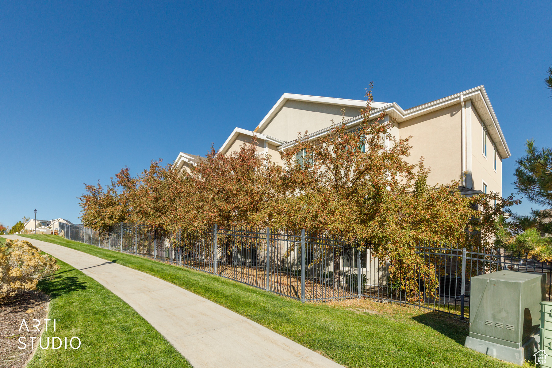 THE SPRINGS AT HARVEST HILLS - Residential