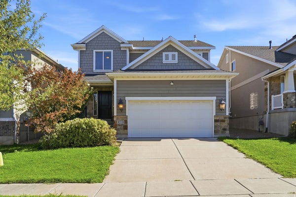 921 S CHESTNUT DR, FRUIT HEIGHTS, UT 84037 - Image a3afe4e3d477636feb264f3111d3bfbc/931615792