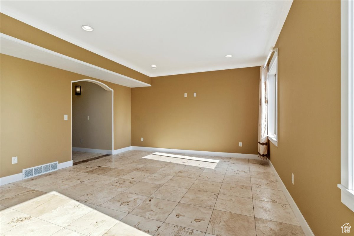 SARATOGA SPRINGS - Residential