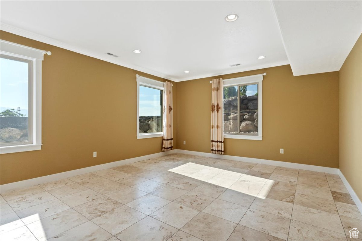 SARATOGA SPRINGS - Residential