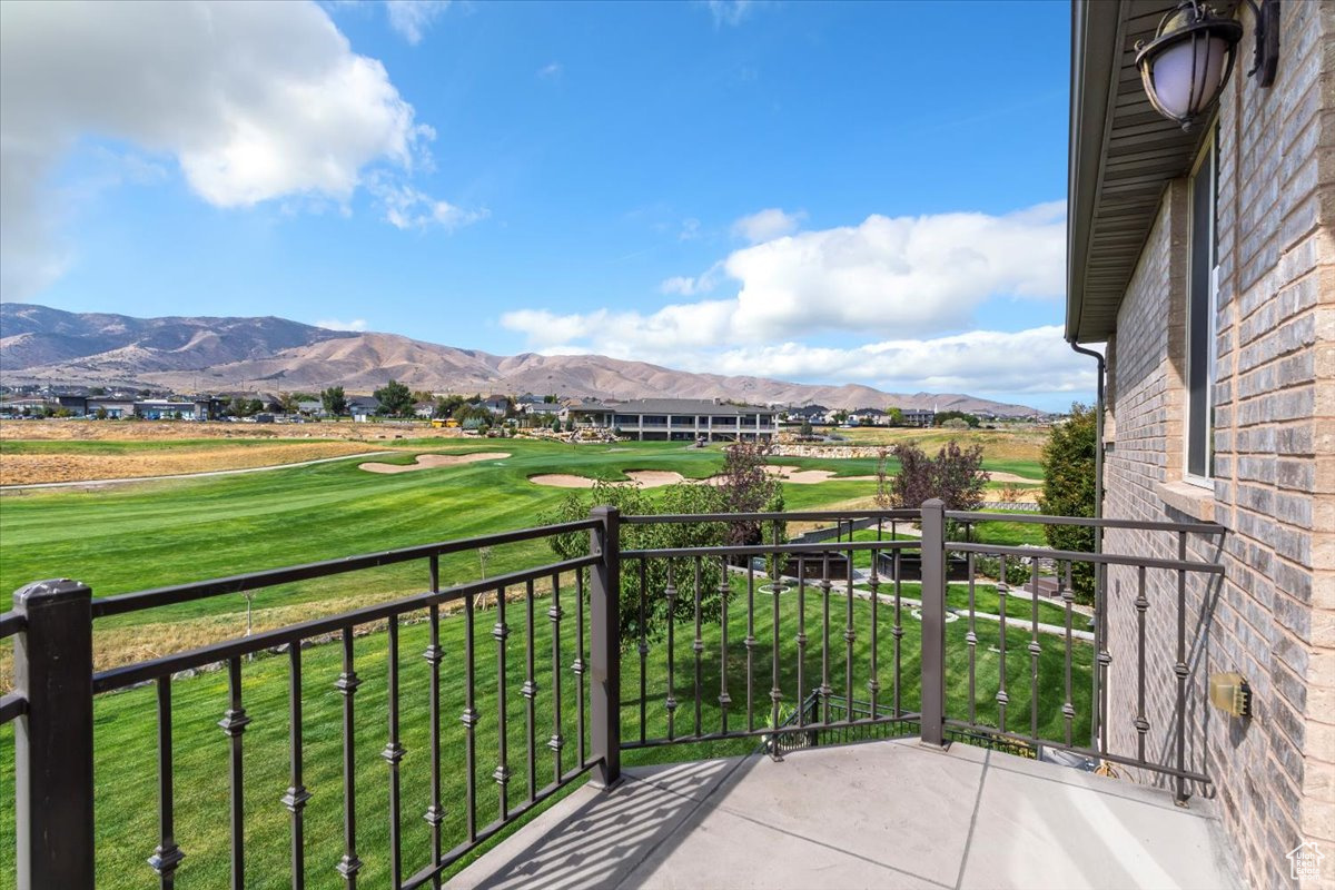 SARATOGA SPRINGS - Residential