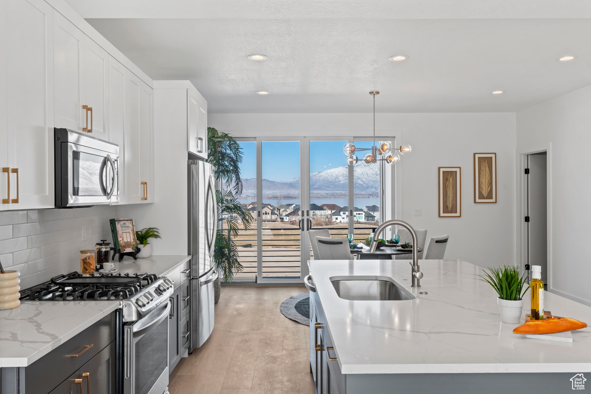 FAIRWAY TOWNHOMES - Residential