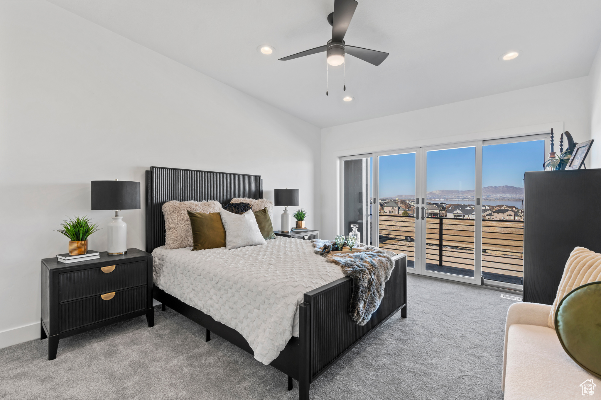 FAIRWAY TOWNHOMES - Residential