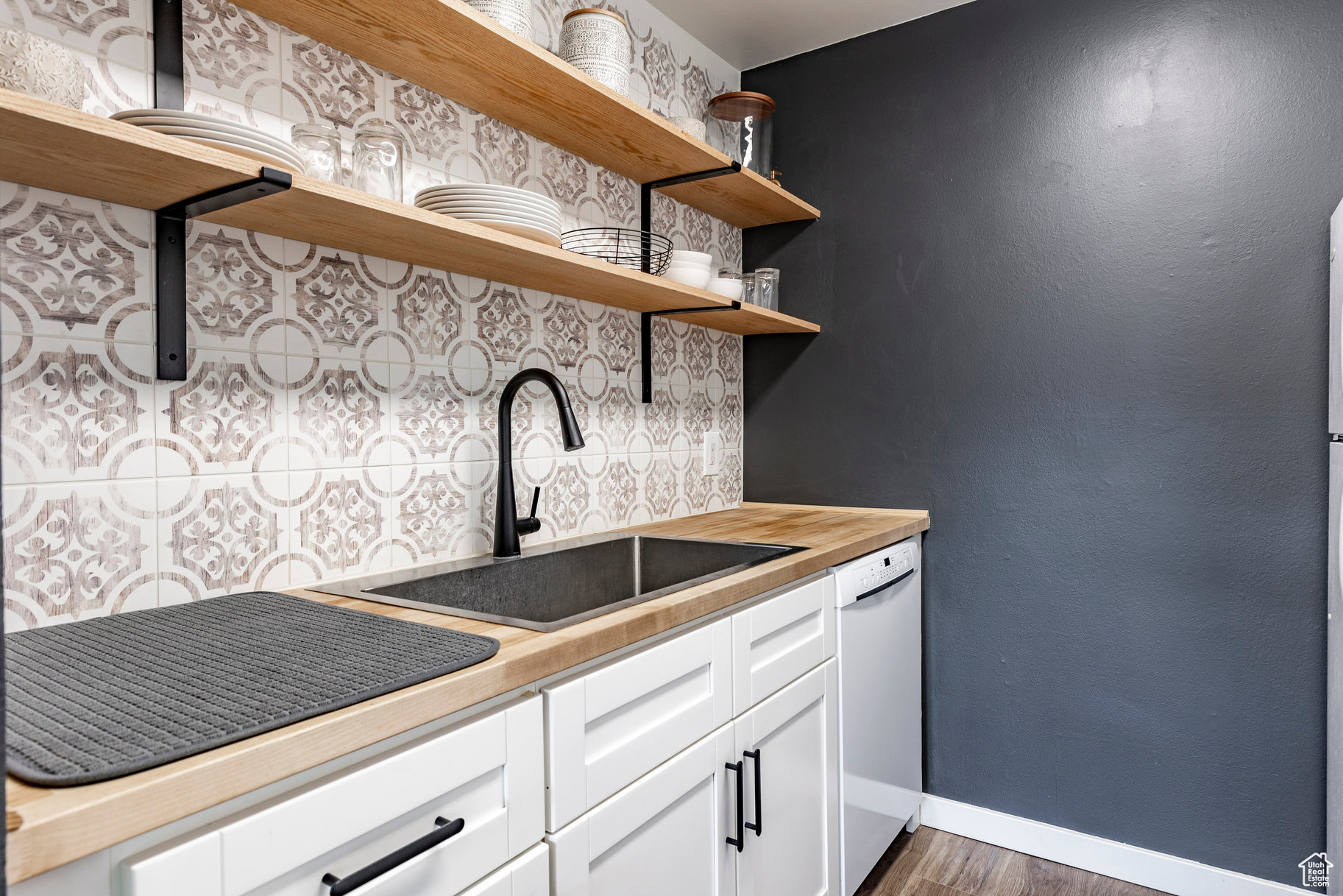 426 E Creekside Cir #E, Murray, Utah image 20