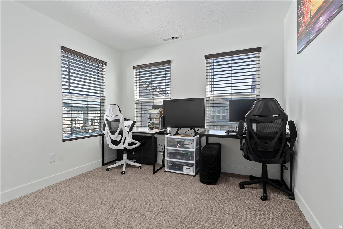 DAYBREAK - Residential