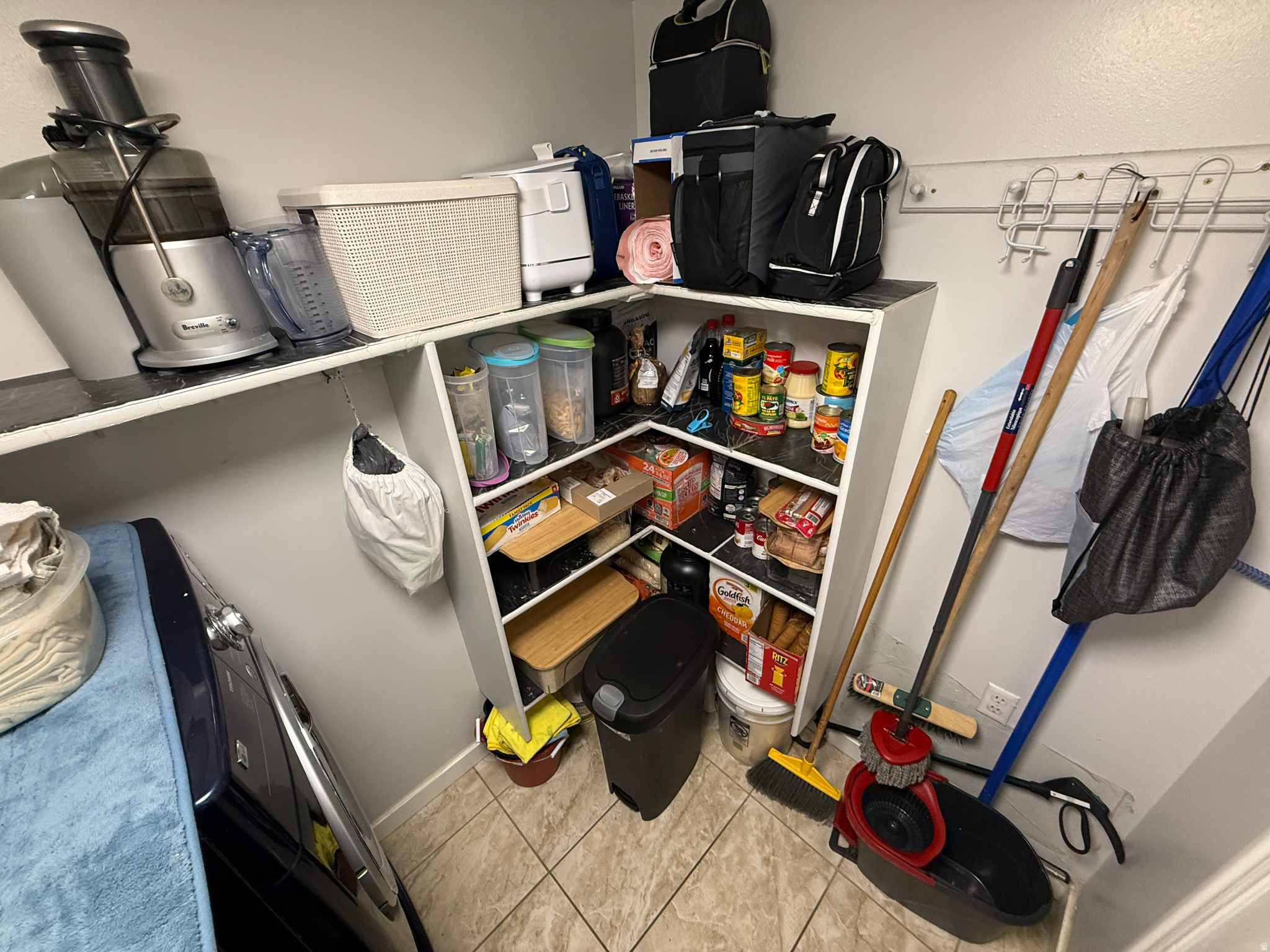 BLACKHAWK - Residential