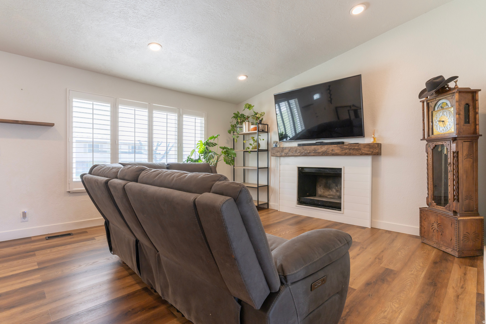 HEATHERWOOD - Residential