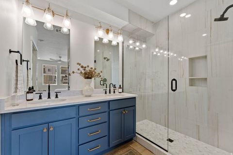 Tiny photo for 747 W PERIWINKLE LN #301, Saint George, UT 84790 (MLS # 2135881)