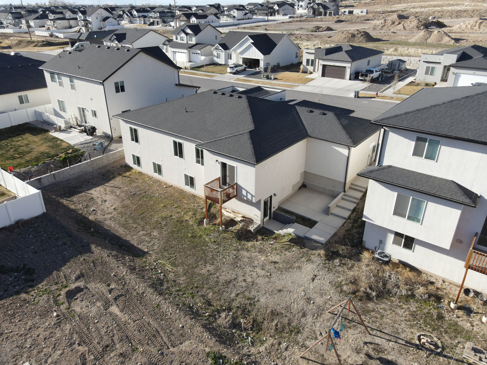 MAPLETON VILLAGE - Residential