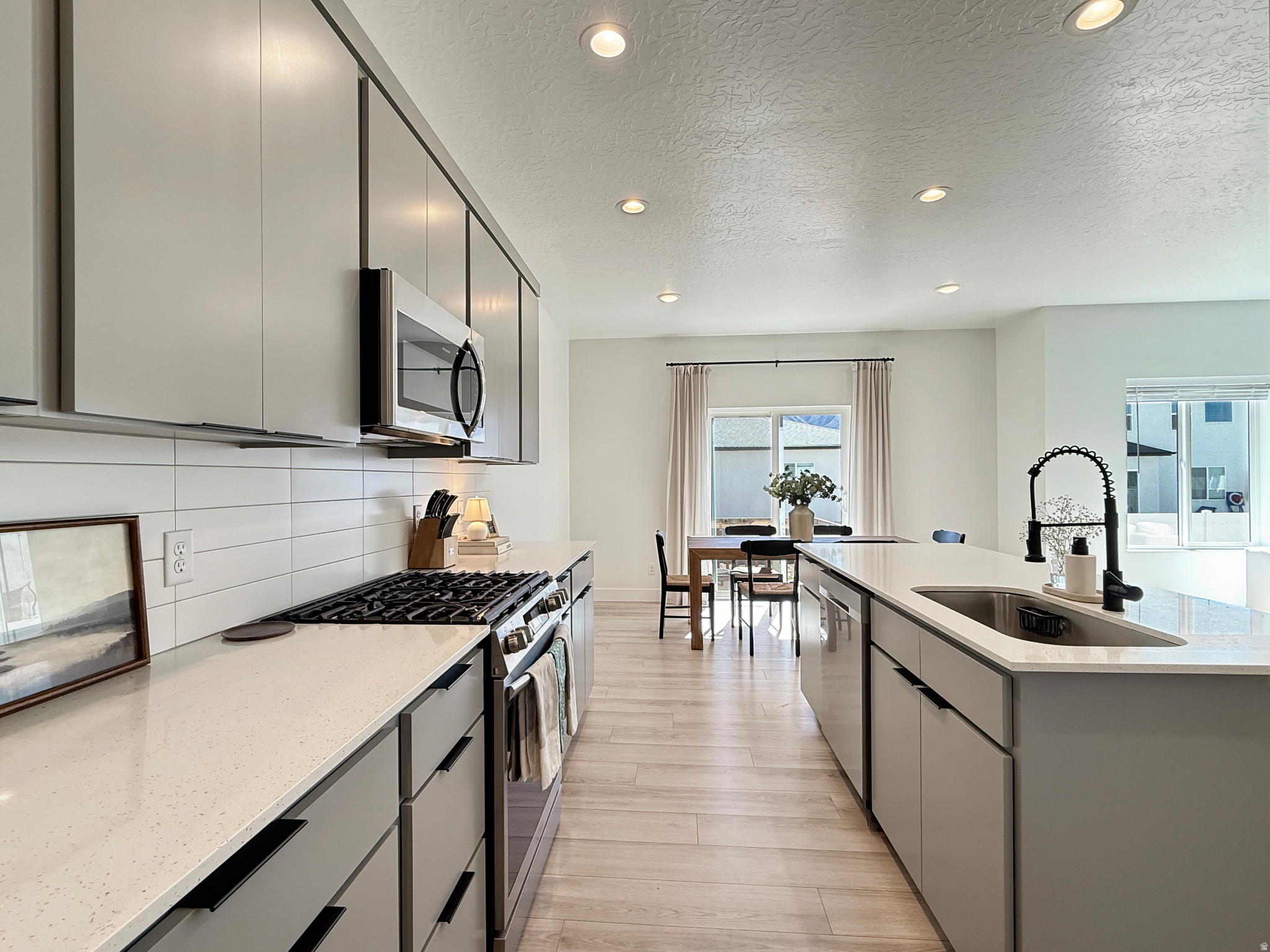 MAPLETON VILLAGE - Residential