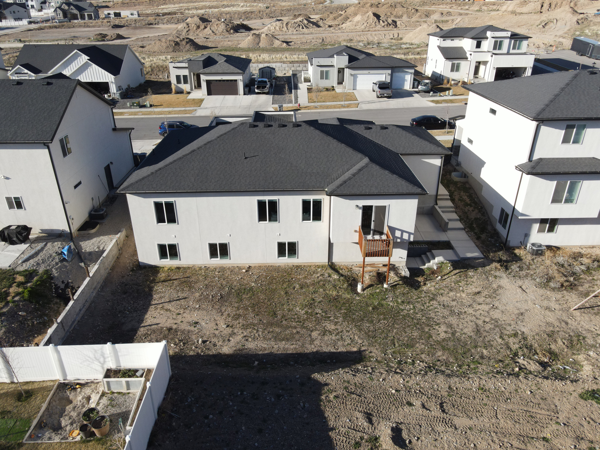 MAPLETON VILLAGE - Residential