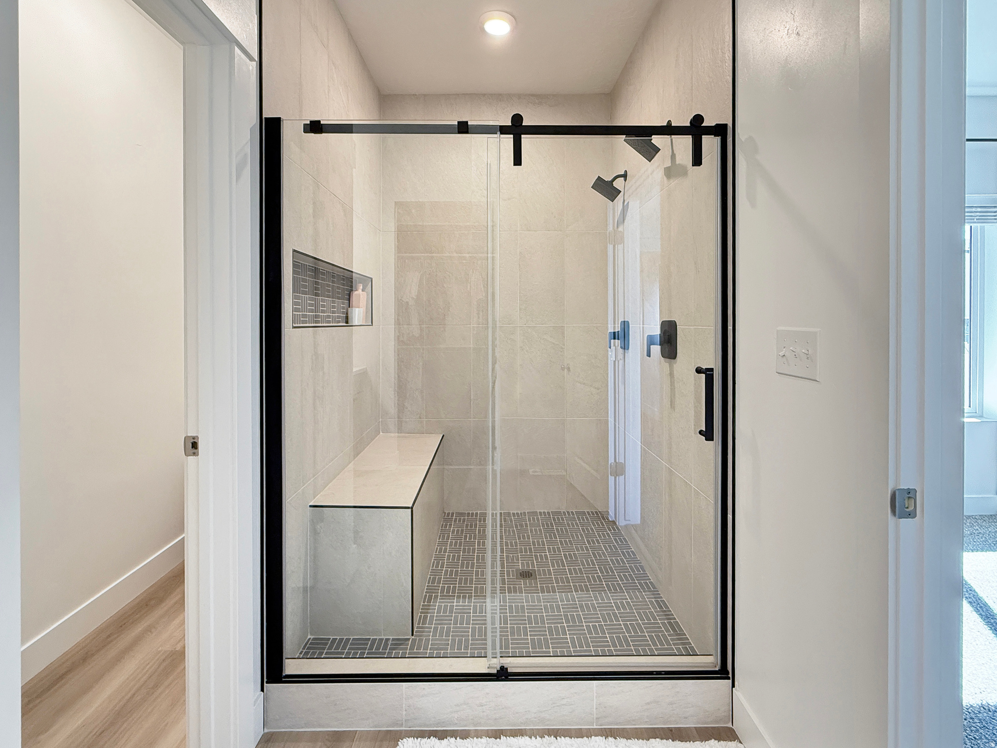 MAPLETON VILLAGE - Residential