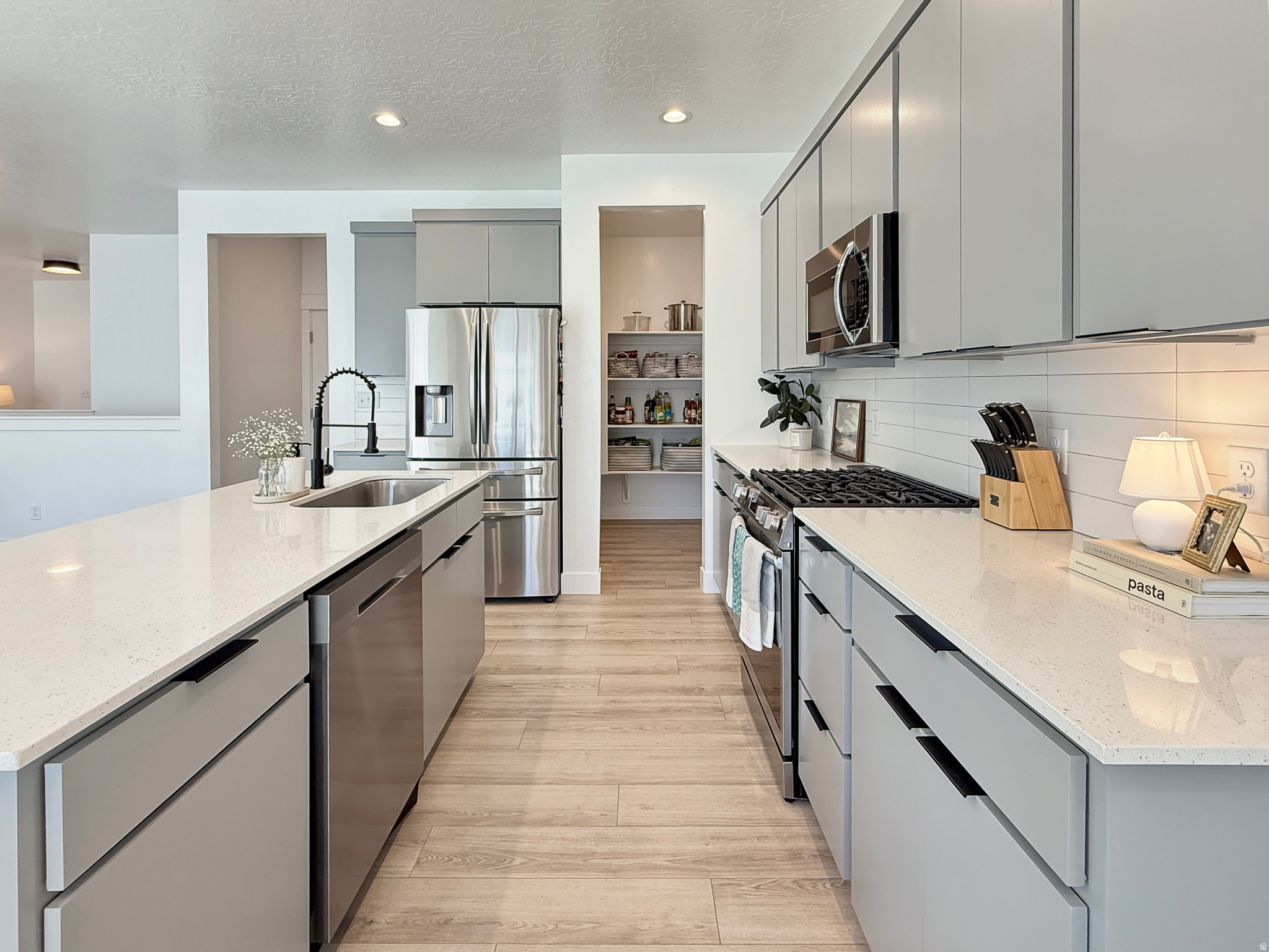 MAPLETON VILLAGE - Residential