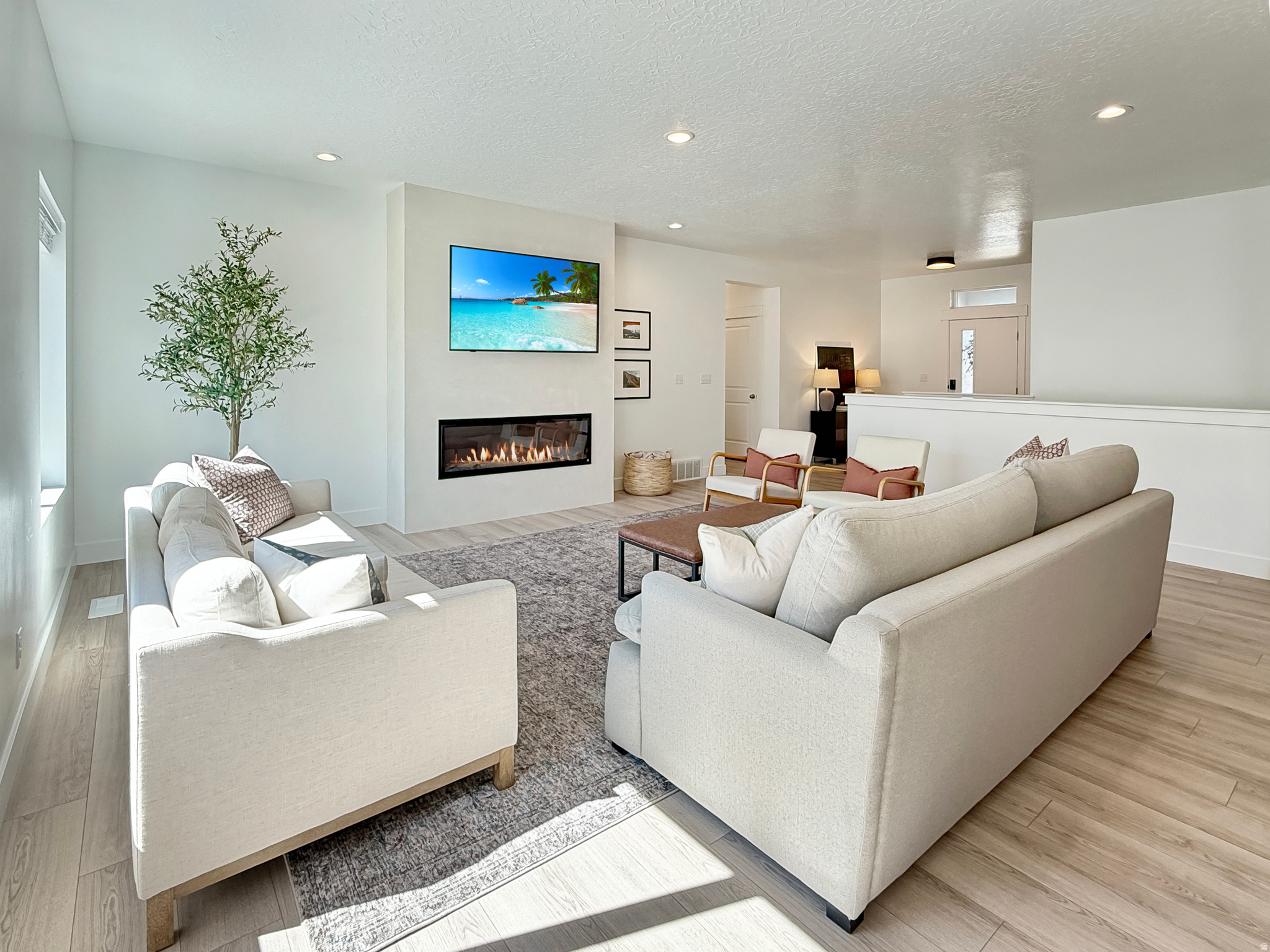 MAPLETON VILLAGE - Residential