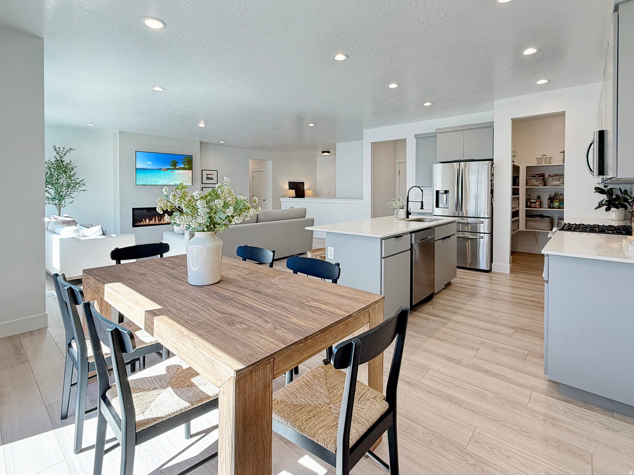 MAPLETON VILLAGE - Residential