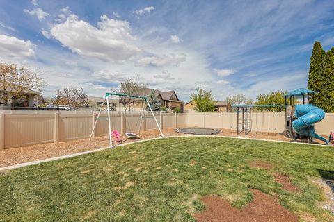 Tiny photo for 3148 W WILLOW REED, Lehi, UT 84043 (MLS # 2152109)