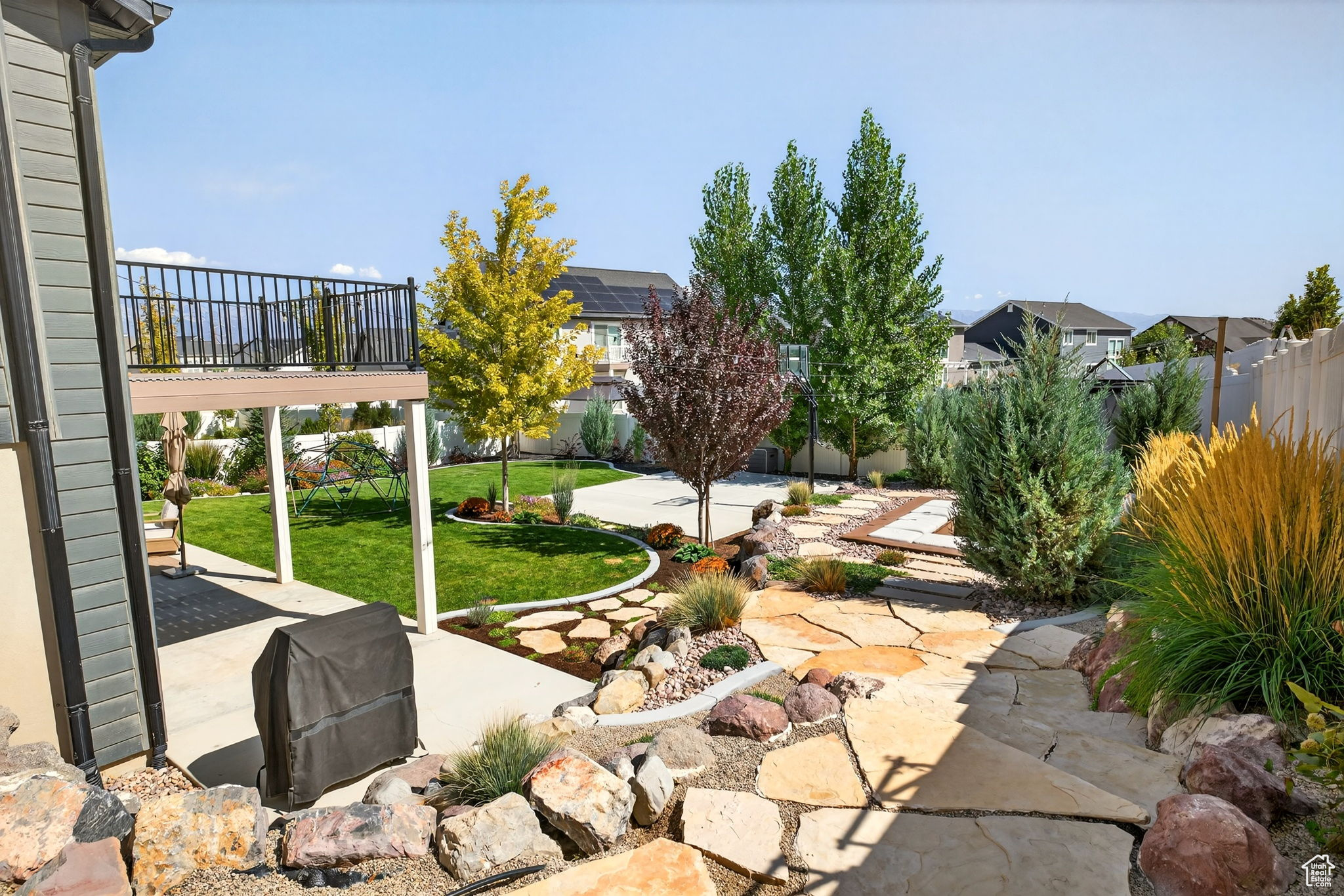 MOUNT SARATOGA/THE RIDGE - Residential