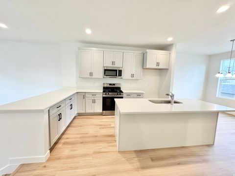 Tiny photo for 1650 N MAIN ST, Layton, UT 84041 (MLS # 2148372)
