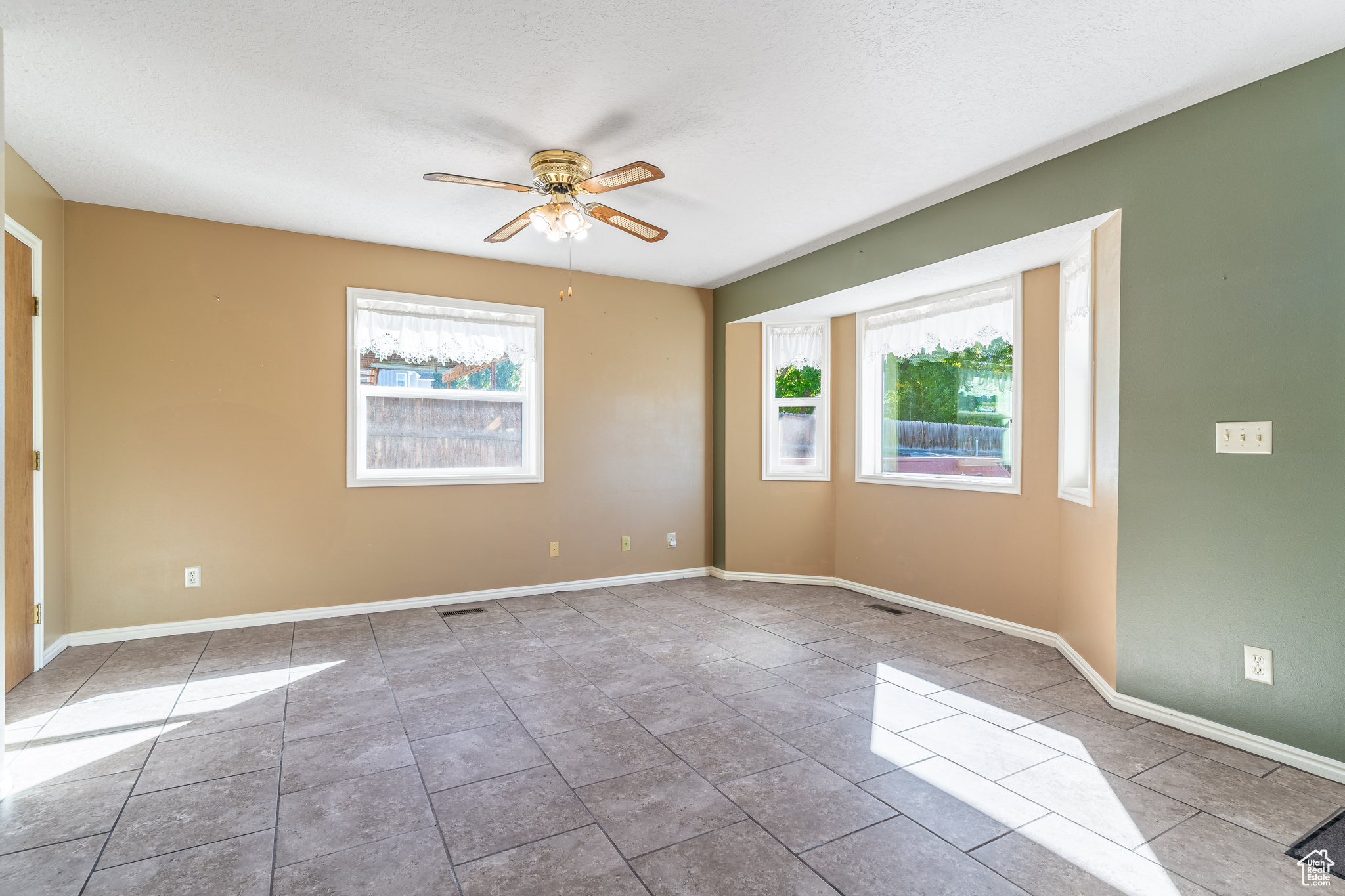 PARK SPRING SUBD - Residential
