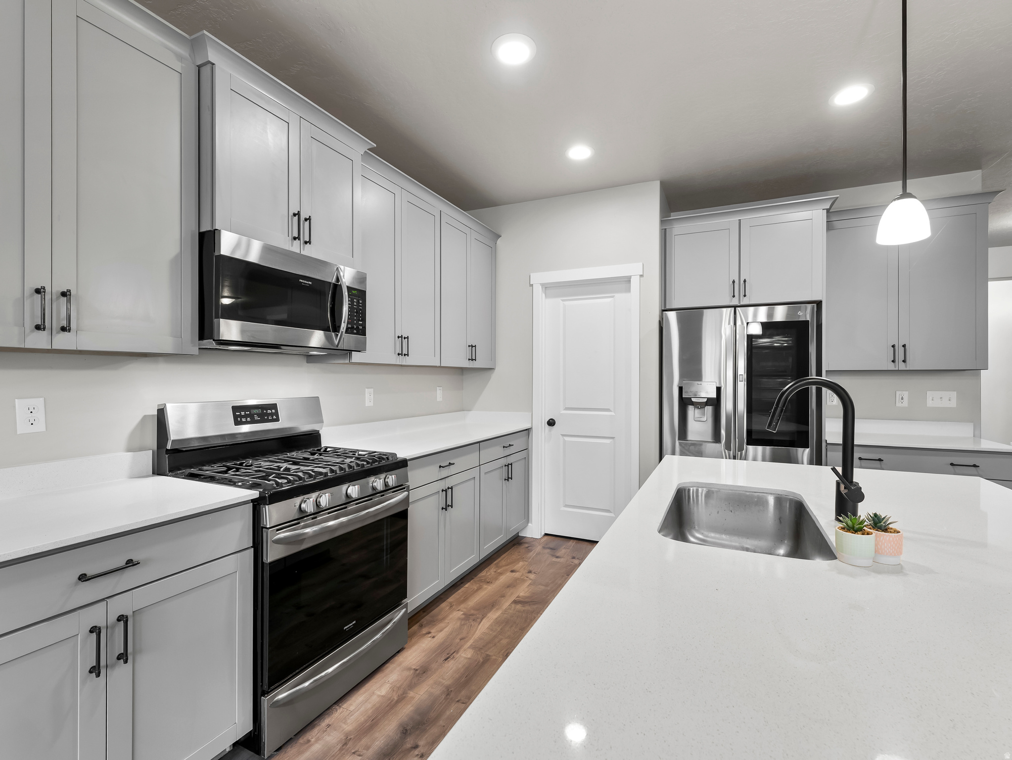 FOOTHILL VILLAGE - Residential