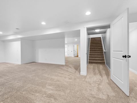 Tiny photo for 1077 S RED BARN VIEW DR, Santaquin, UT 84655 (MLS # 2126071)