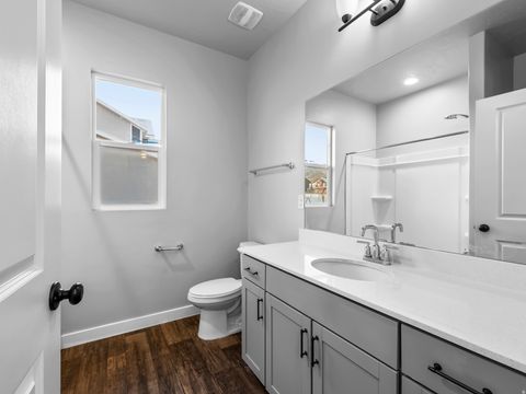 Tiny photo for 1077 S RED BARN VIEW DR, Santaquin, UT 84655 (MLS # 2126071)