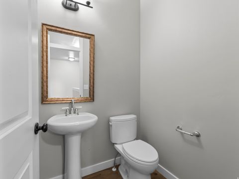 Tiny photo for 1077 S RED BARN VIEW DR, Santaquin, UT 84655 (MLS # 2126071)