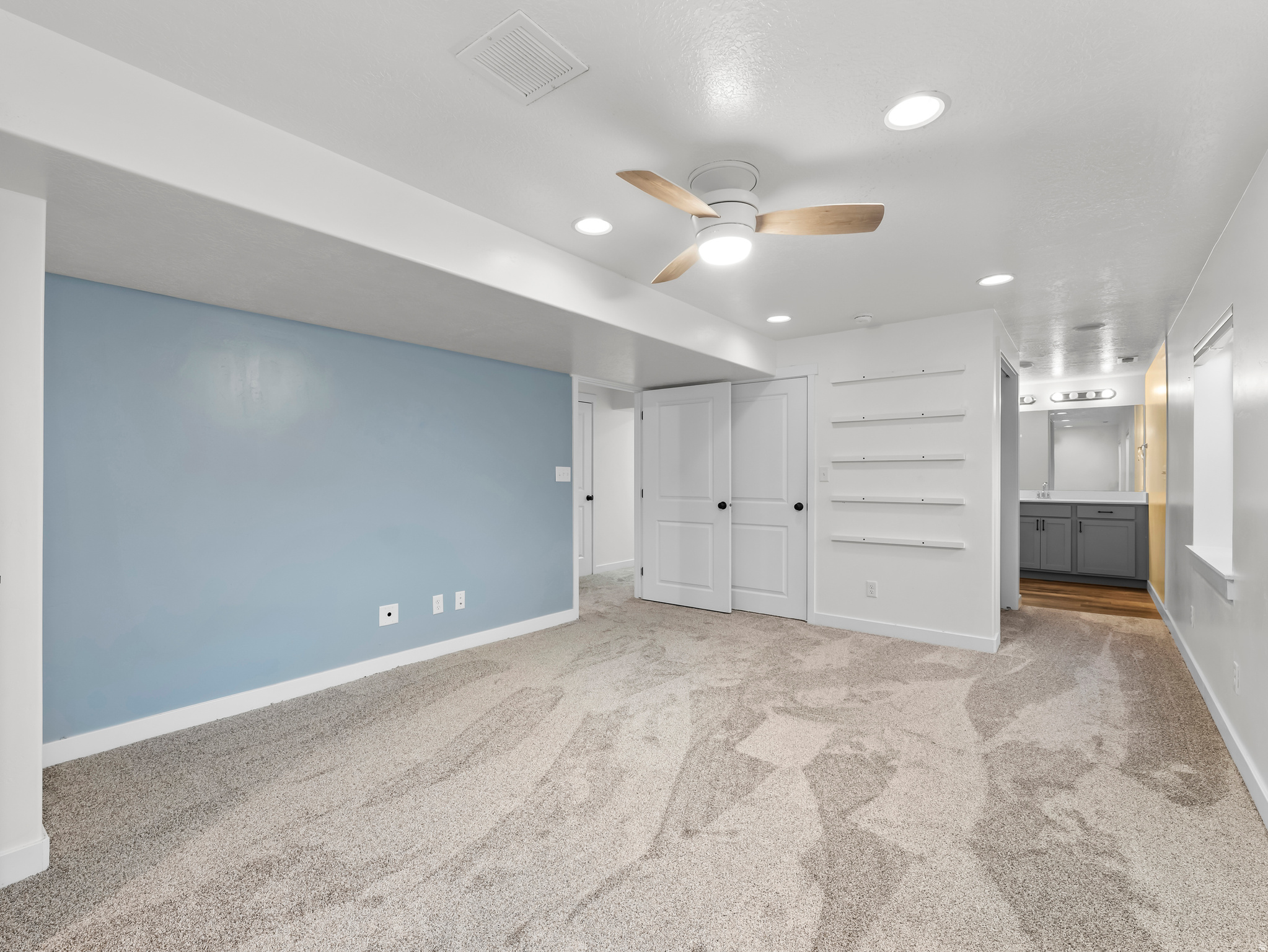 FOOTHILL VILLAGE - Residential