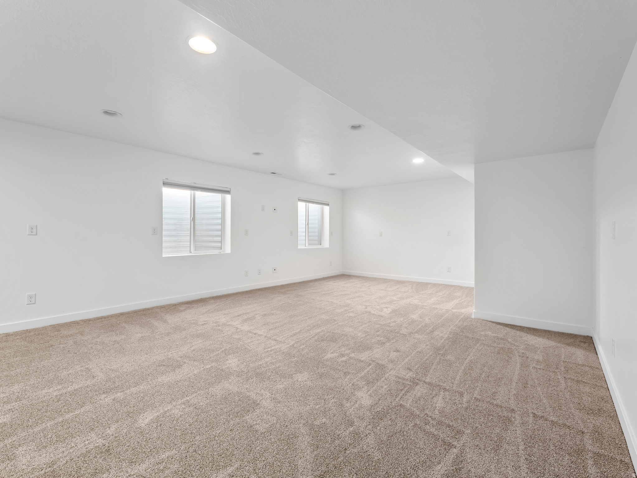 FOOTHILL VILLAGE - Residential