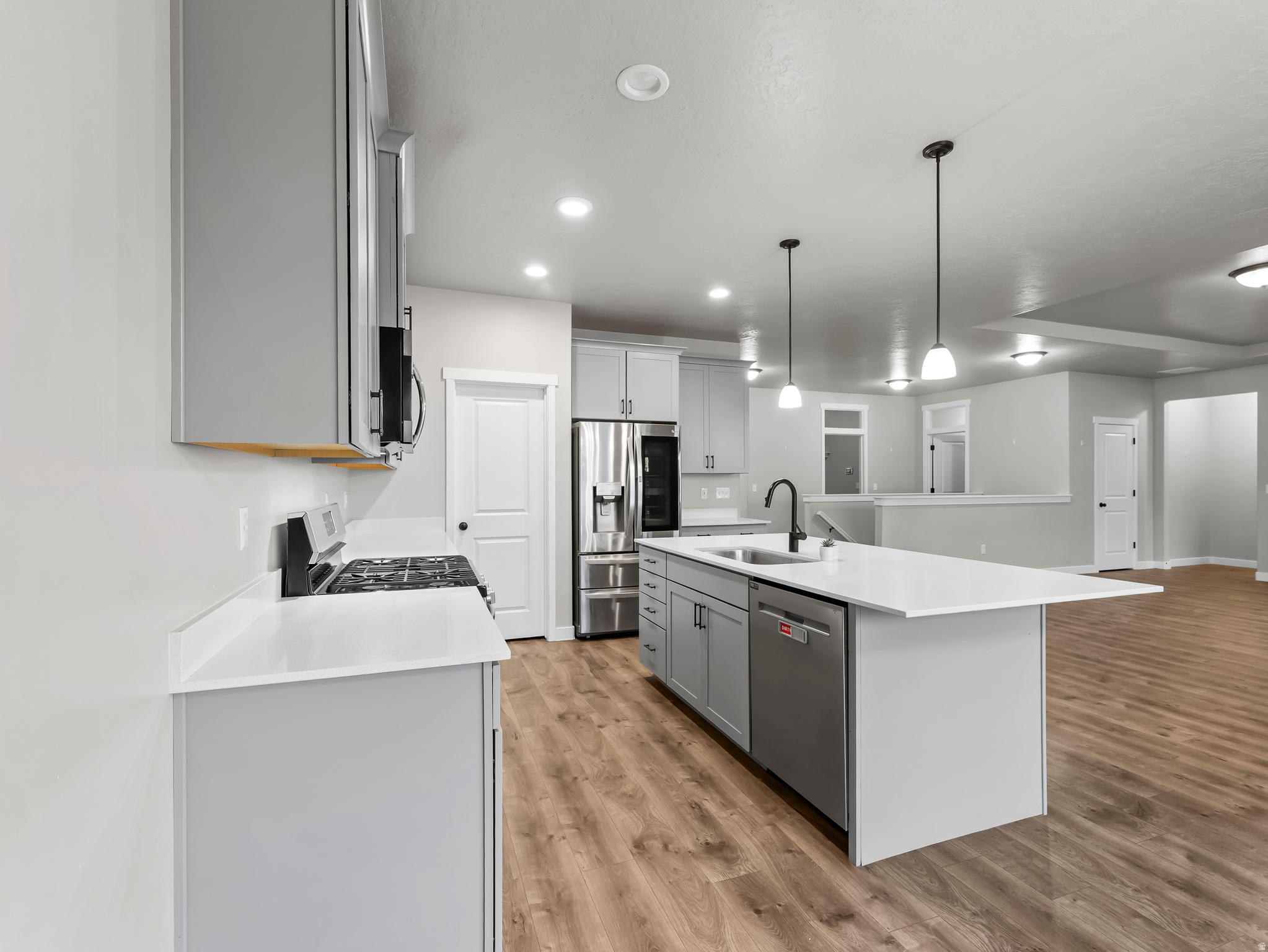 FOOTHILL VILLAGE - Residential