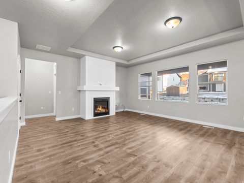 Tiny photo for 1077 S RED BARN VIEW DR, Santaquin, UT 84655 (MLS # 2126071)