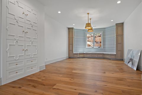 Tiny photo for 644 S 1330 E, Mapleton, UT 84664 (MLS # 2121188)