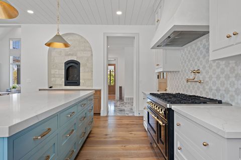 Tiny photo for 644 S 1330 E, Mapleton, UT 84664 (MLS # 2121188)