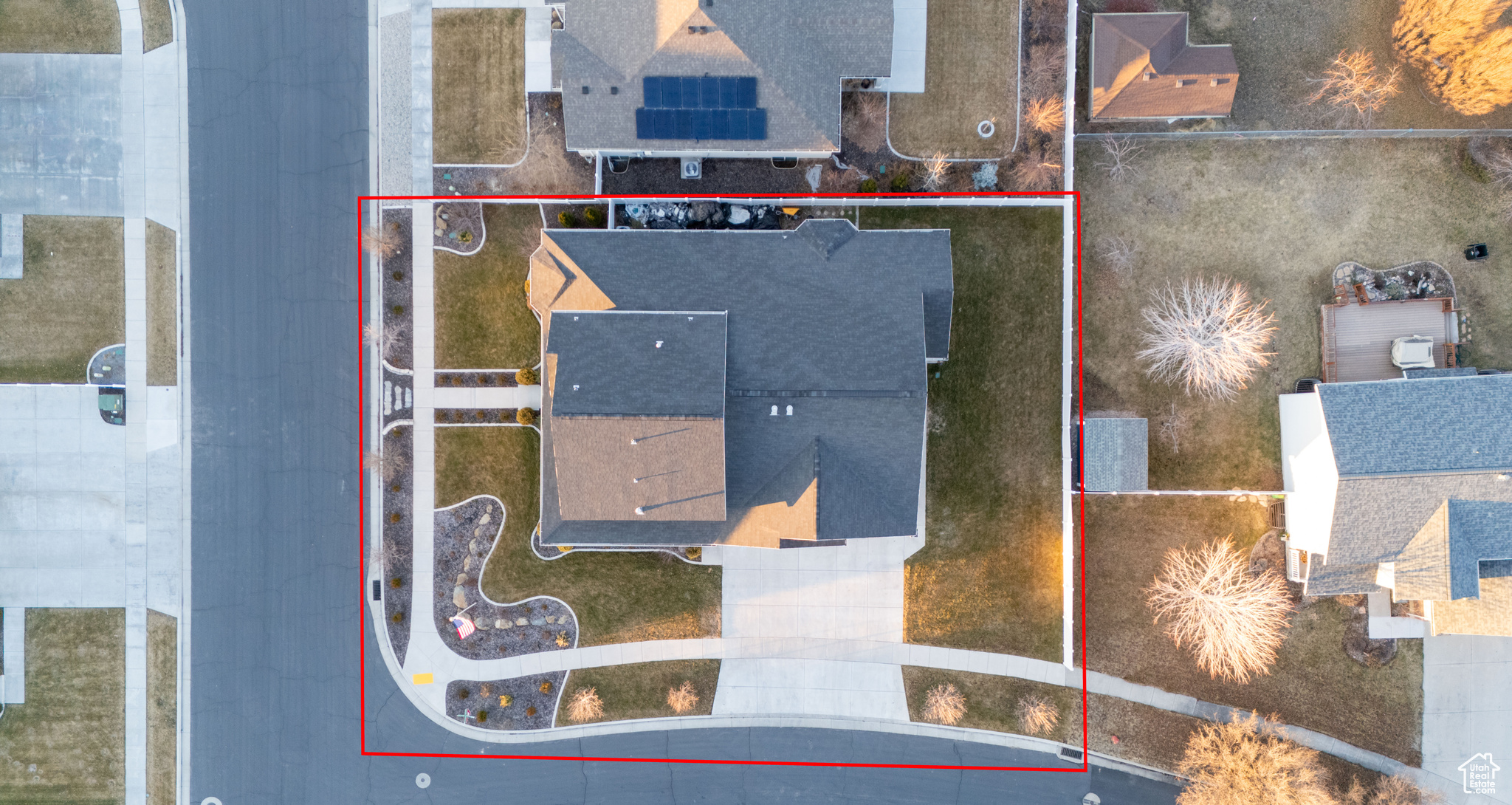 LAURELWOOD LANE - Residential