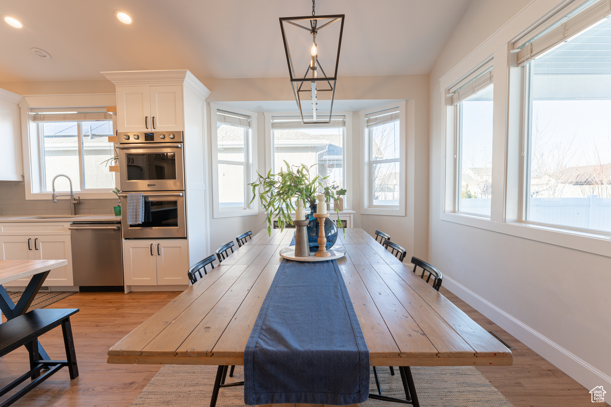 LAURELWOOD LANE - Residential