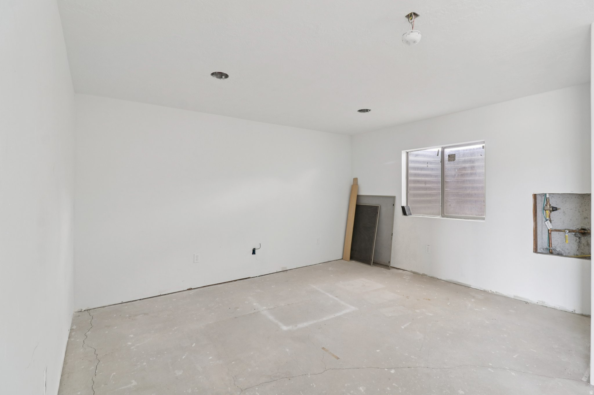 THE BENCHES - Residential